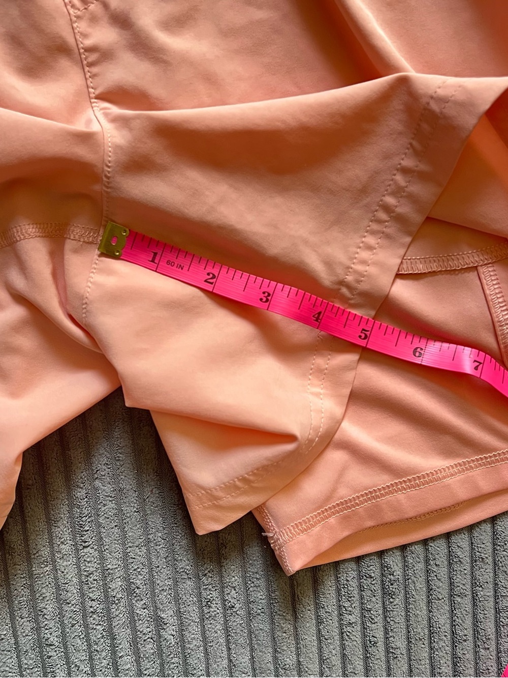 DSG Men’s Medium 2-in-1 Peach Running Shorts Lined Athletic Zip Pocket - Picture 4 of 10